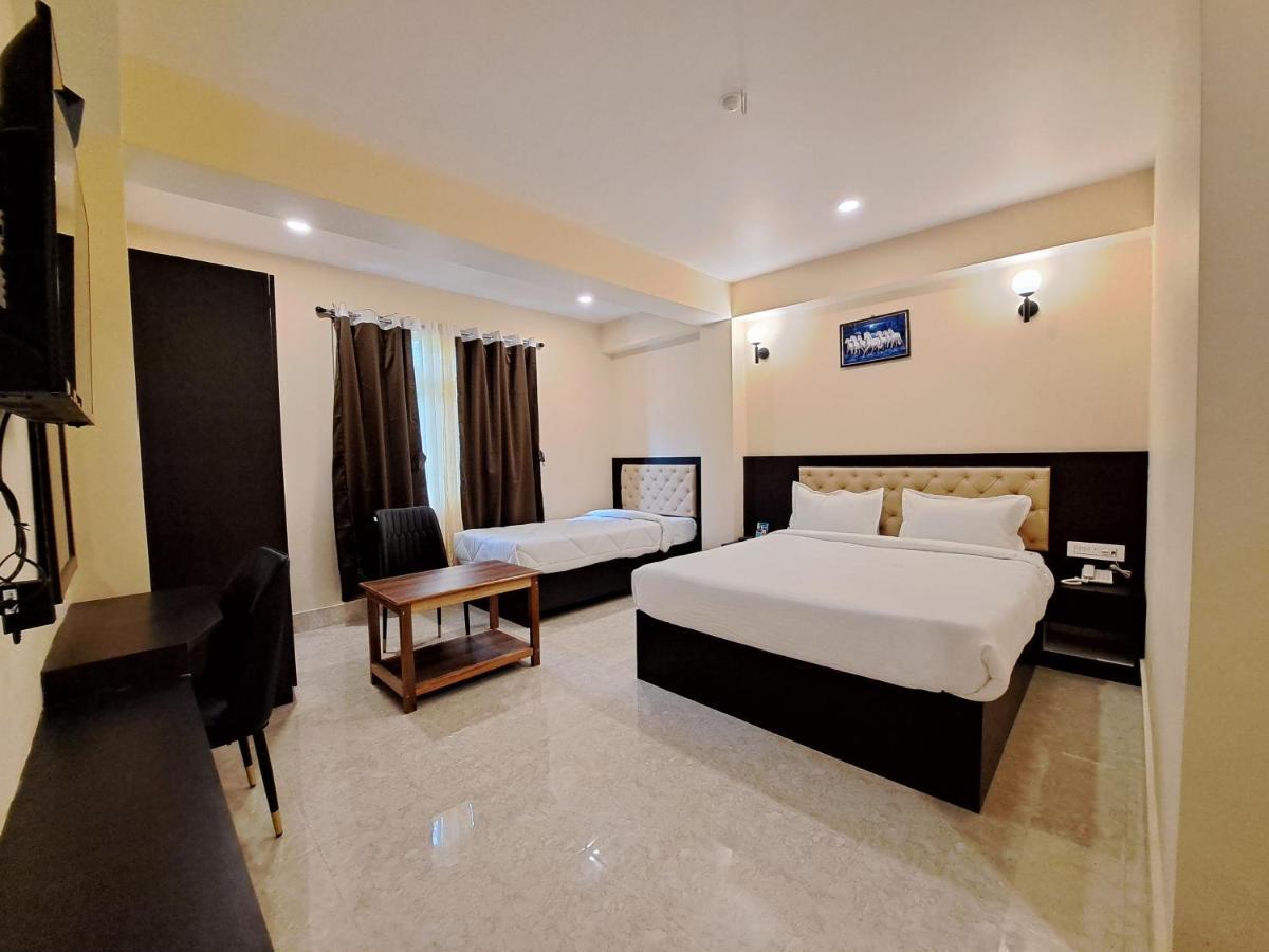Snow White Retreat Hotel And Restaurant Gangtok Buitenkant foto