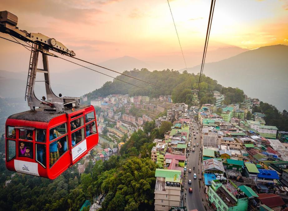 Snow White Retreat Hotel And Restaurant Gangtok Buitenkant foto