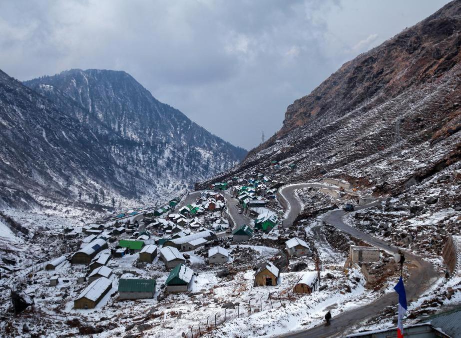Snow White Retreat Hotel And Restaurant Gangtok Buitenkant foto